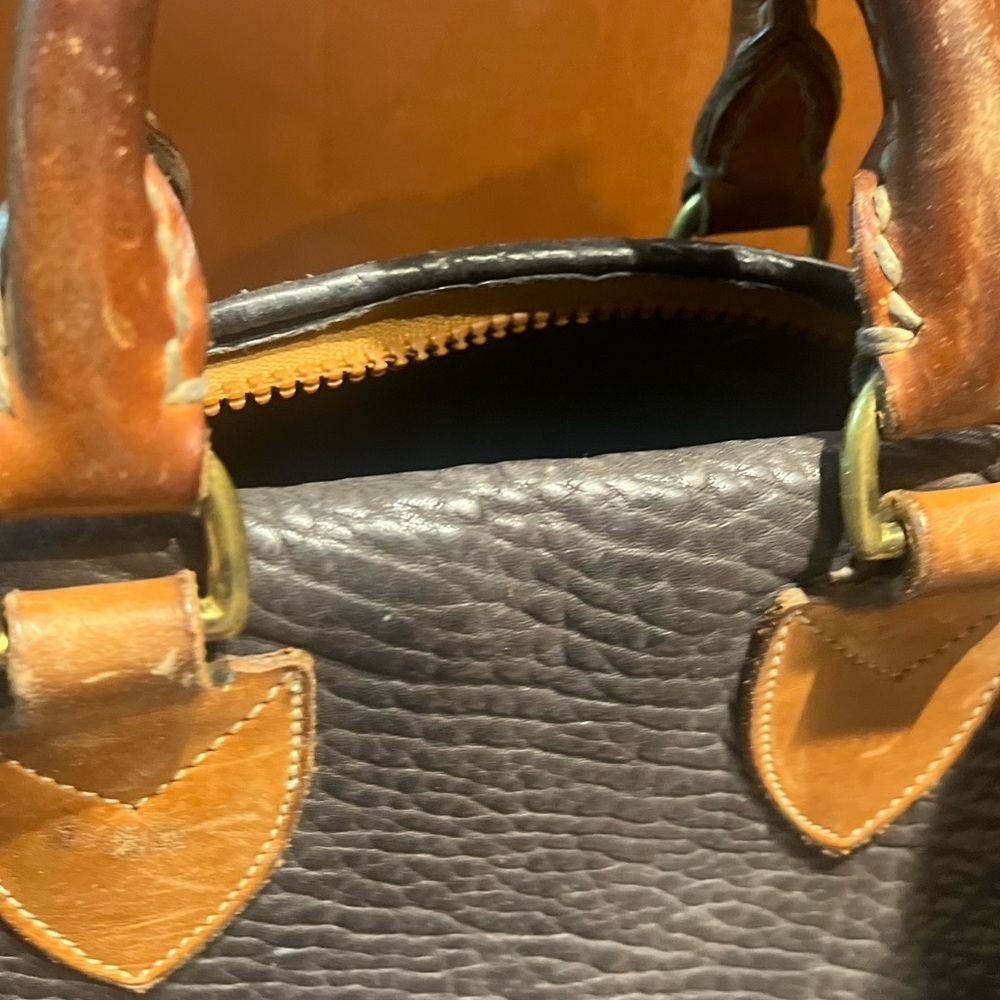 VINTAGE 1990S DOONEY & BOURKE ALL WEATHER LEATHER SATCHEL HANDBAG PURSE - Picture 7 of 13